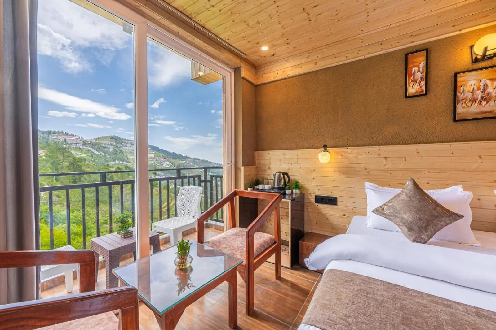A Partyhouse Kufri I By Charvi Retreat Hotel Shimla