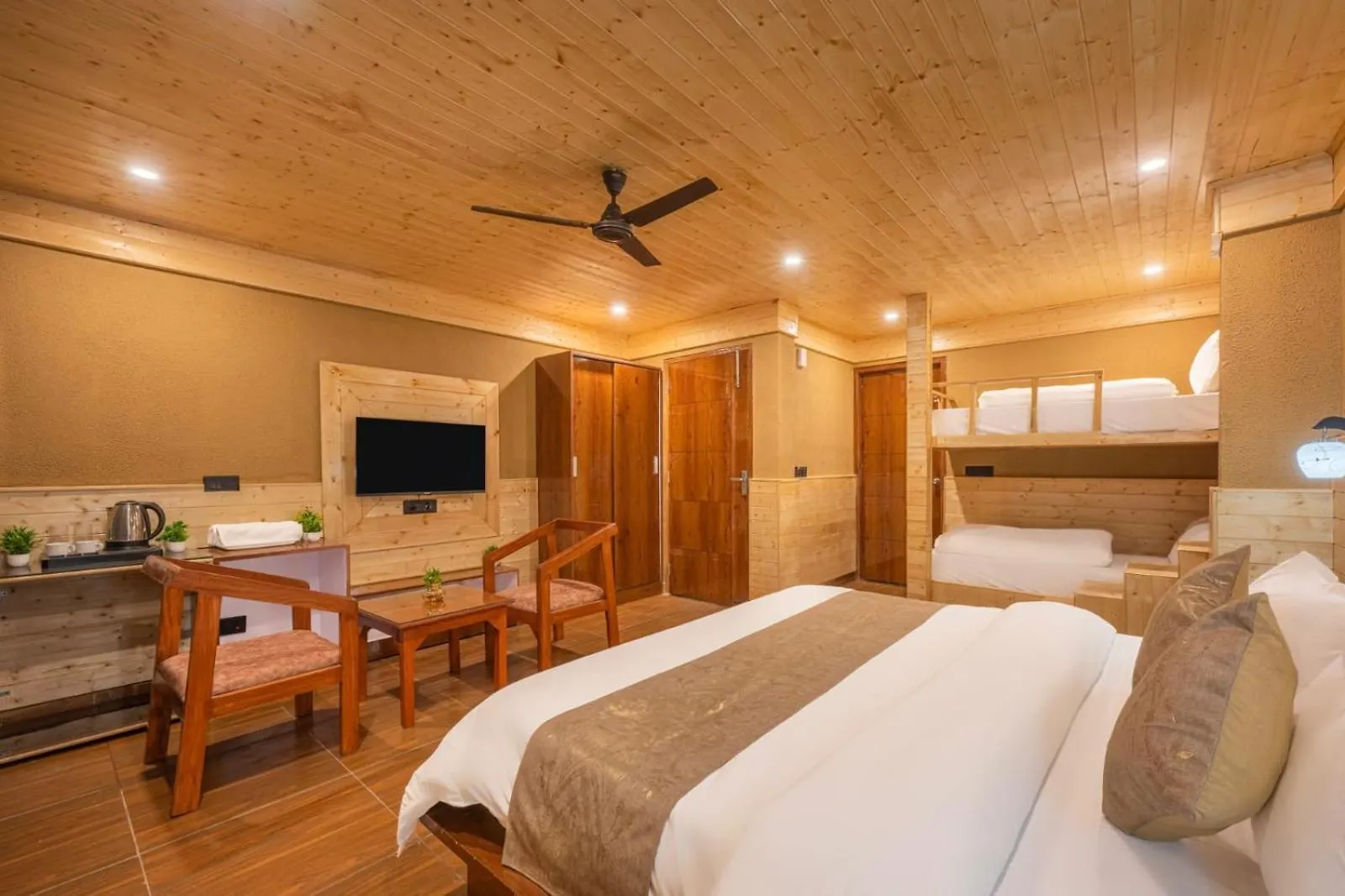 A Partyhouse Kufri I By Charvi Retreat Hotel Shimla